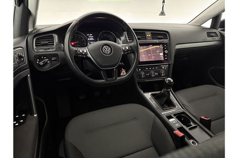Volkswagen Golf 1.0 TSI Comfortline Clima Carplay Adaptive Cruise LED Navigatie PDC 16"LMV