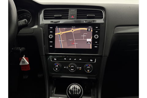 Volkswagen Golf 1.0 TSI Comfortline Clima Carplay Adaptive Cruise LED Navigatie PDC 16"LMV