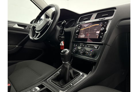 Volkswagen Golf 1.0 TSI Comfortline Clima Carplay Adaptive Cruise LED Navigatie PDC 16"LMV