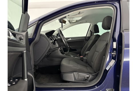 Volkswagen Golf 1.0 TSI Comfortline Clima Carplay Adaptive Cruise LED Navigatie PDC 16"LMV