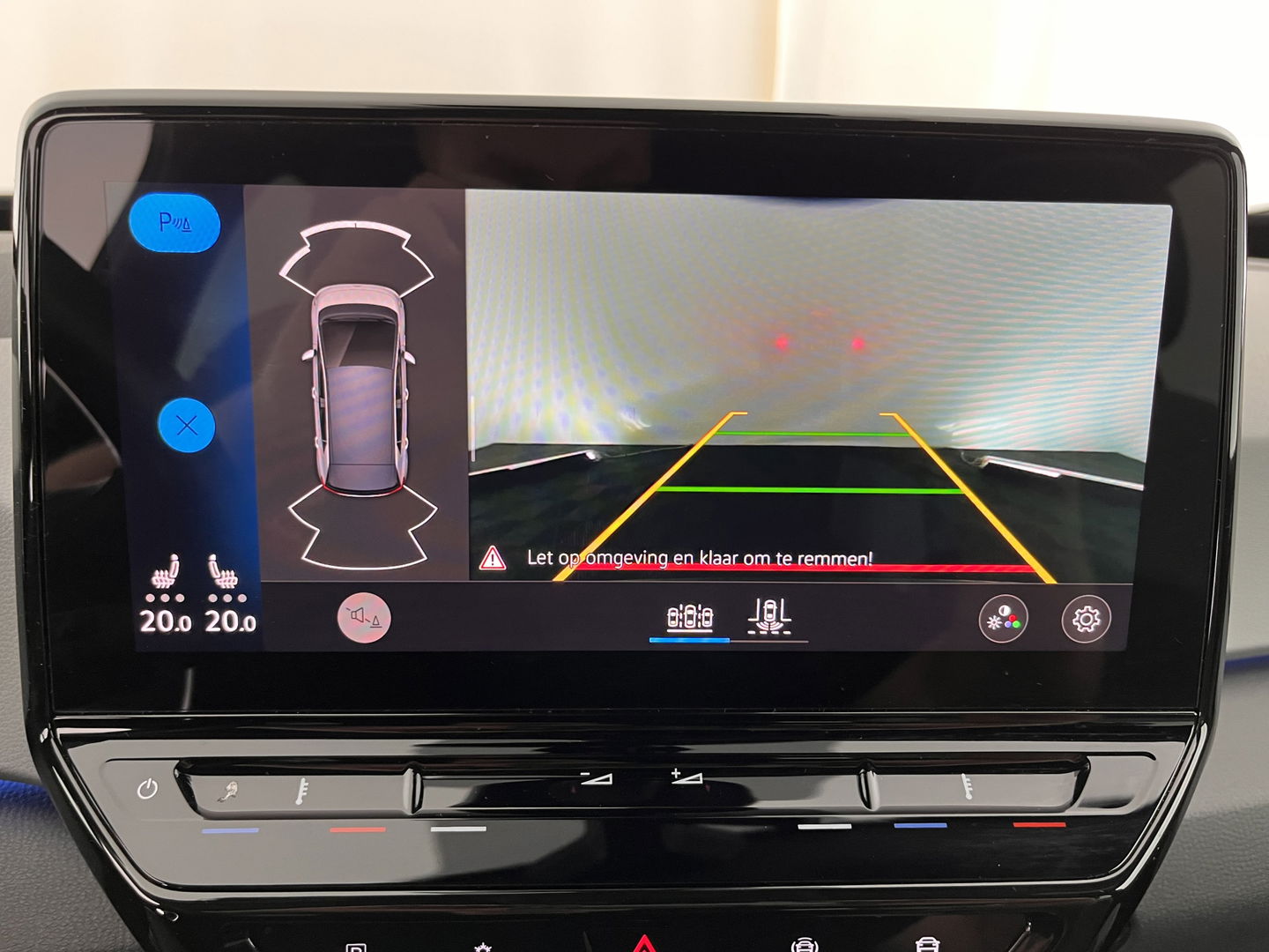 Volkswagen ID.3 First Plus 58 kWh [ 3-Fase ] (INCL.BTW) *FULL-LED | MATRIX-LED | DIGI-COCKPIT | NAVI-FULLMAP | AMBIENT-LIGHT | KEYLESS | CAMERA | COMFORT-SEATS | DAB+ | ECC | PDC | CRUISE | 19''ALU*