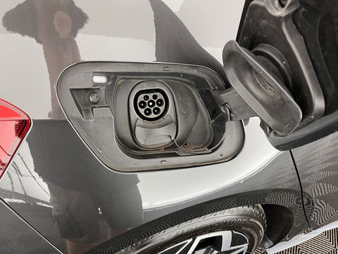 Volkswagen ID.3 First Plus 58 kWh [ 3-Fase ] (INCL.BTW) *FULL-LED | MATRIX-LED | DIGI-COCKPIT | NAVI-FULLMAP | AMBIENT-LIGHT | KEYLESS | CAMERA | COMFORT-SEATS | DAB+ | ECC | PDC | CRUISE | 19''ALU*