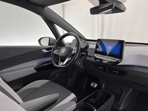 Volkswagen ID.3 First Plus 58 kWh [ 3-Fase ] (INCL.BTW) *FULL-LED | MATRIX-LED | DIGI-COCKPIT | NAVI-FULLMAP | AMBIENT-LIGHT | KEYLESS | CAMERA | COMFORT-SEATS | DAB+ | ECC | PDC | CRUISE | 19''ALU*