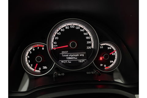 Volkswagen up! 1.0 BMT high up! Airco Cruise LED 15"LMV Parkeersensoren