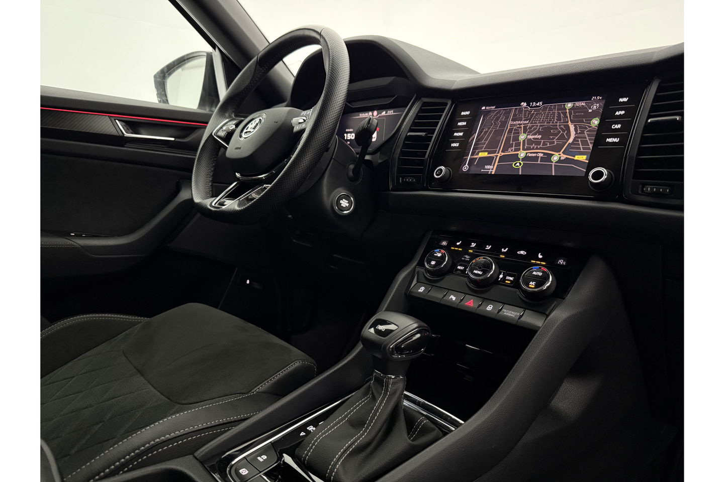 Škoda Kodiaq 1.5 TSI 150PK Sportline Business Camera Sfeerverl. LED Virtual Carplay Memory Clima Cruise Navi PDC 19''LMV