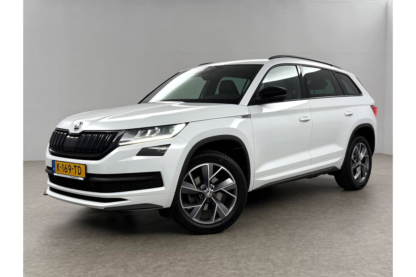 Škoda Kodiaq 1.5 TSI 150PK Sportline Business Camera Sfeerverl. LED Virtual Carplay Memory Clima Cruise Navi PDC 19''LMV