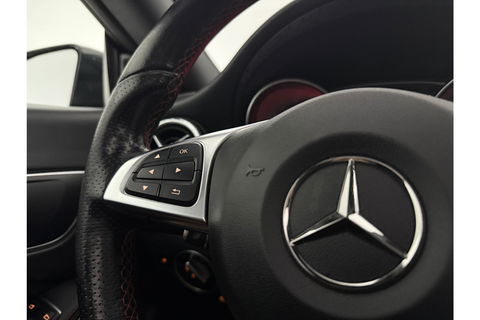 Mercedes-Benz CLA-Klasse 180 AMG Pano Camera LED Clima Cruise Navi PDC 18"LMV