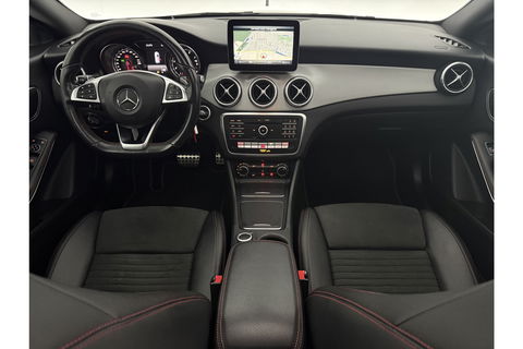 Mercedes-Benz CLA-Klasse 180 AMG Pano Camera LED Clima Cruise Navi PDC 18"LMV