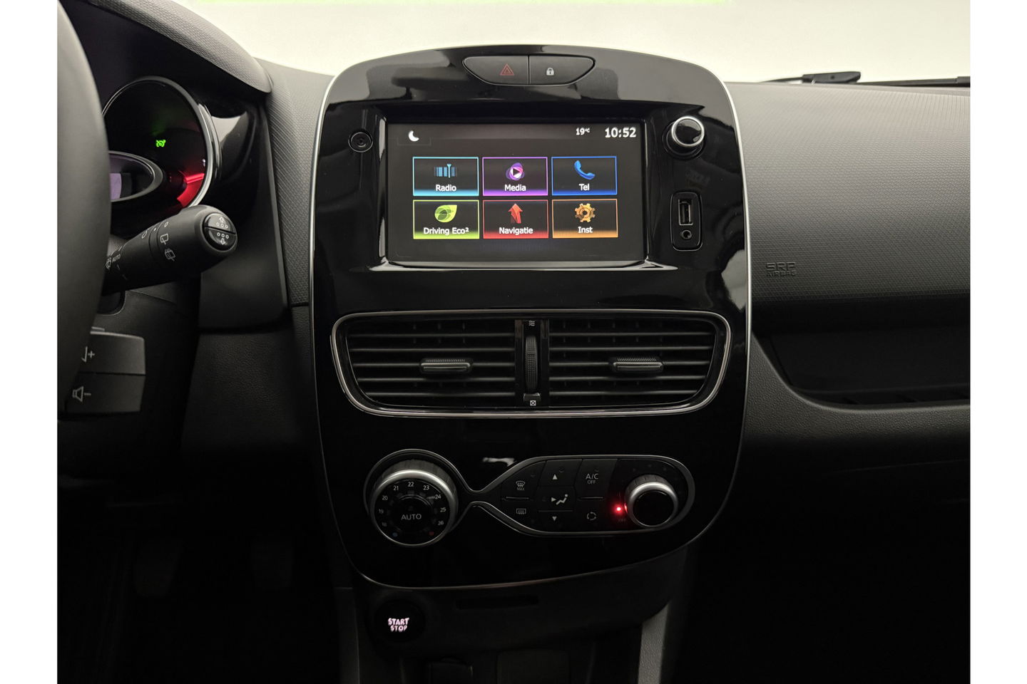 Renault Clio 0.9 TCe Limited Clima Camera Carplay Cruise Navi LED 16"LMV Parkeersensoren