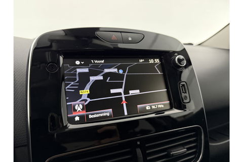 Renault Clio 0.9 TCe Limited Clima Camera Carplay Cruise Navi LED 16"LMV Parkeersensoren