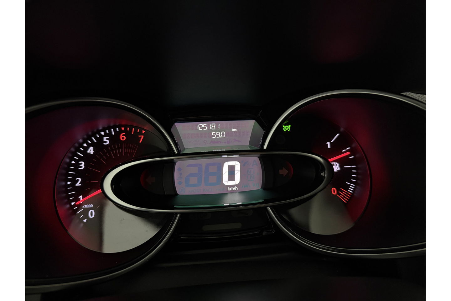 Renault Clio 0.9 TCe Limited Clima Camera Carplay Cruise Navi LED 16"LMV Parkeersensoren