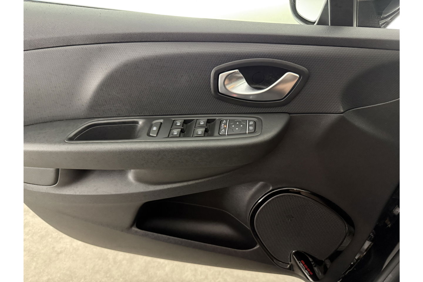 Renault Clio 0.9 TCe Limited Clima Camera Carplay Cruise Navi LED 16"LMV Parkeersensoren