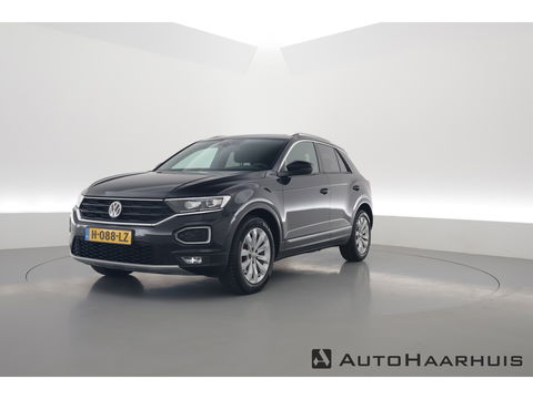 Volkswagen T-Roc 1.5 TSI Sport | CarPlay | Dodehoek. | Adapt. Cruise | Camera