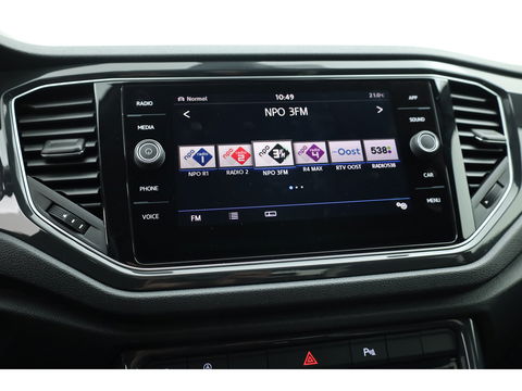 Volkswagen T-Roc 1.5 TSI Sport | CarPlay | Dodehoek. | Adapt. Cruise | Camera