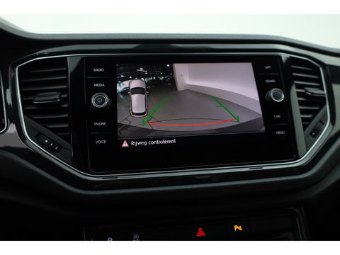 Volkswagen T-Roc 1.5 TSI Sport | CarPlay | Dodehoek. | Adapt. Cruise | Camera