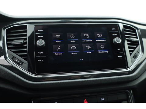 Volkswagen T-Roc 1.5 TSI Sport | CarPlay | Dodehoek. | Adapt. Cruise | Camera