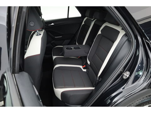 Volkswagen T-Roc 1.5 TSI Sport | CarPlay | Dodehoek. | Adapt. Cruise | Camera