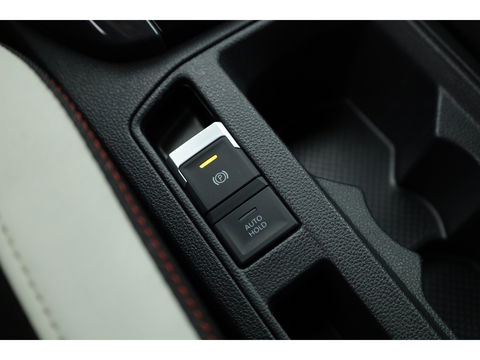 Volkswagen T-Roc 1.5 TSI Sport | CarPlay | Dodehoek. | Adapt. Cruise | Camera
