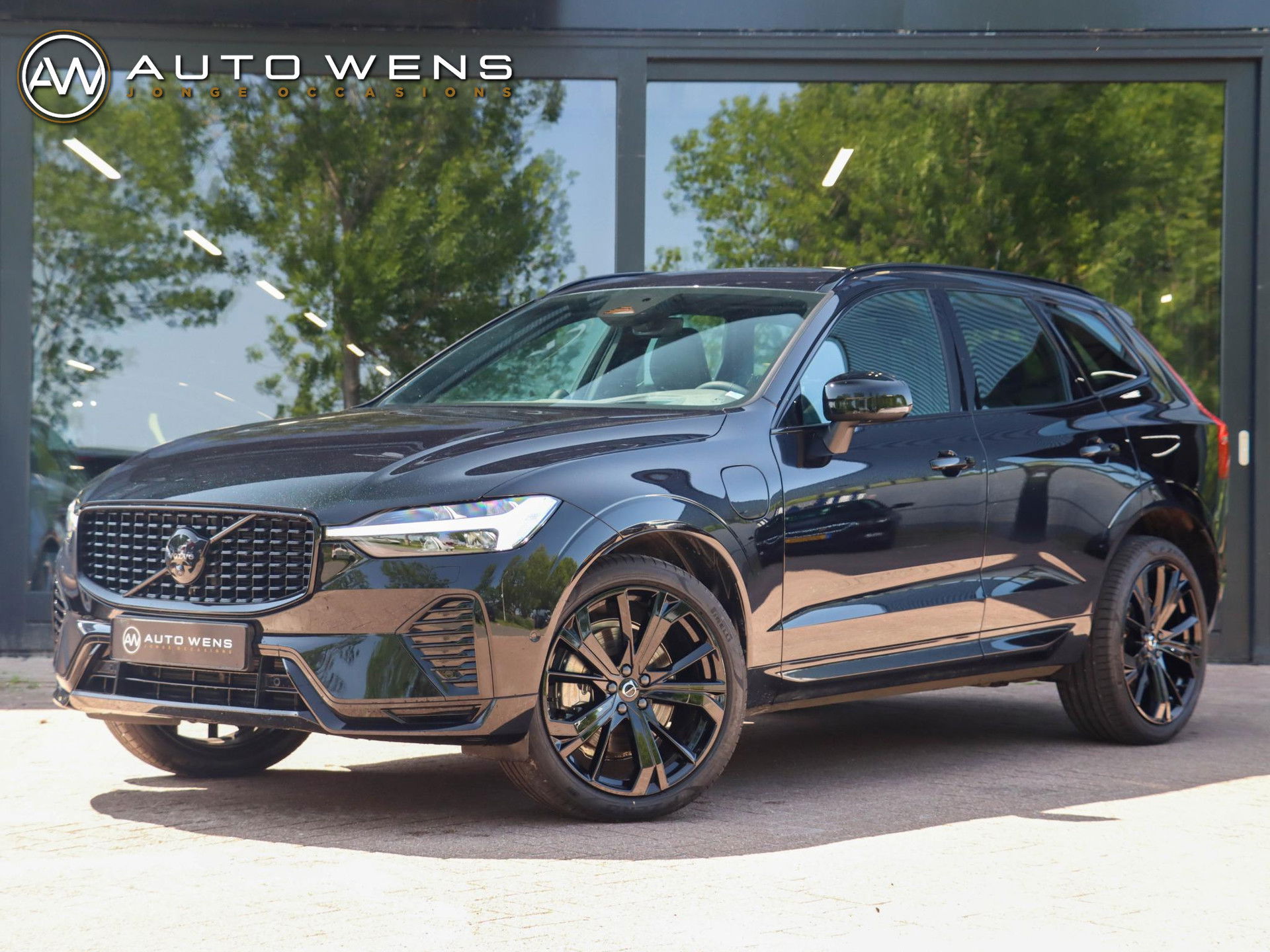 Volvo XC60 T6 Plug-in hybrid AWD Plus Black Edition | Bowers&Wilkens | 360 Camera | Headup display