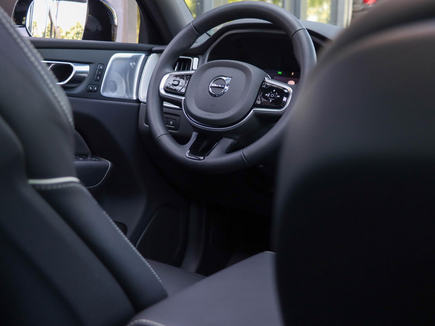 Volvo XC60 T6 Plug-in hybrid AWD Plus Black Edition | Bowers&Wilkens | 360 Camera | Headup display