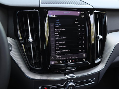 Volvo XC60 T6 Plug-in hybrid AWD Plus Black Edition | Bowers&Wilkens | 360 Camera | Headup display