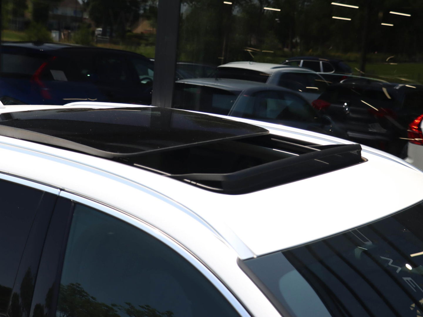 Volvo XC60 T6 Plug-in hybrid AWD Core Bright Panoramadak | Stoel/stuurverwarming | Trekhaak