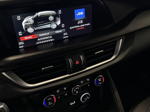 Alfa Romeo Stelvio 2.0 T 281PK AWD automaat Special Ed. Q4 / LED / 2018
