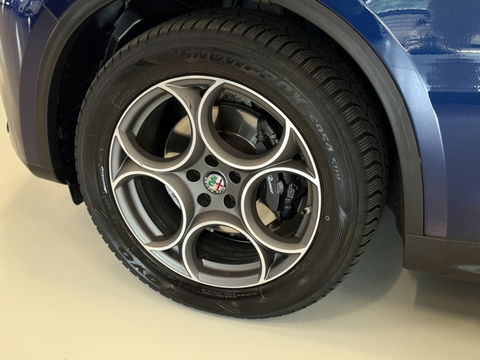 Alfa Romeo Stelvio 2.0 T 281PK AWD automaat Special Ed. Q4 / LED / 2018