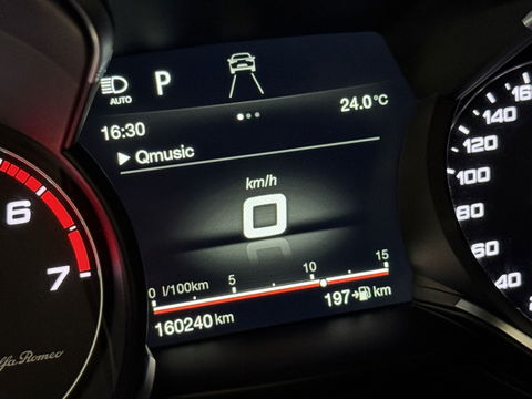 Alfa Romeo Stelvio 2.0 T 281PK AWD automaat Special Ed. Q4 / LED / 2018