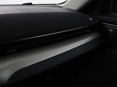 Ford Mustang Mach-E 360 camera | Stoelverwarming | Adaptive cruise | B 360 camera | Stoelverwarming | Adaptive cruise | B&O | Stuurverwarming | Leder
