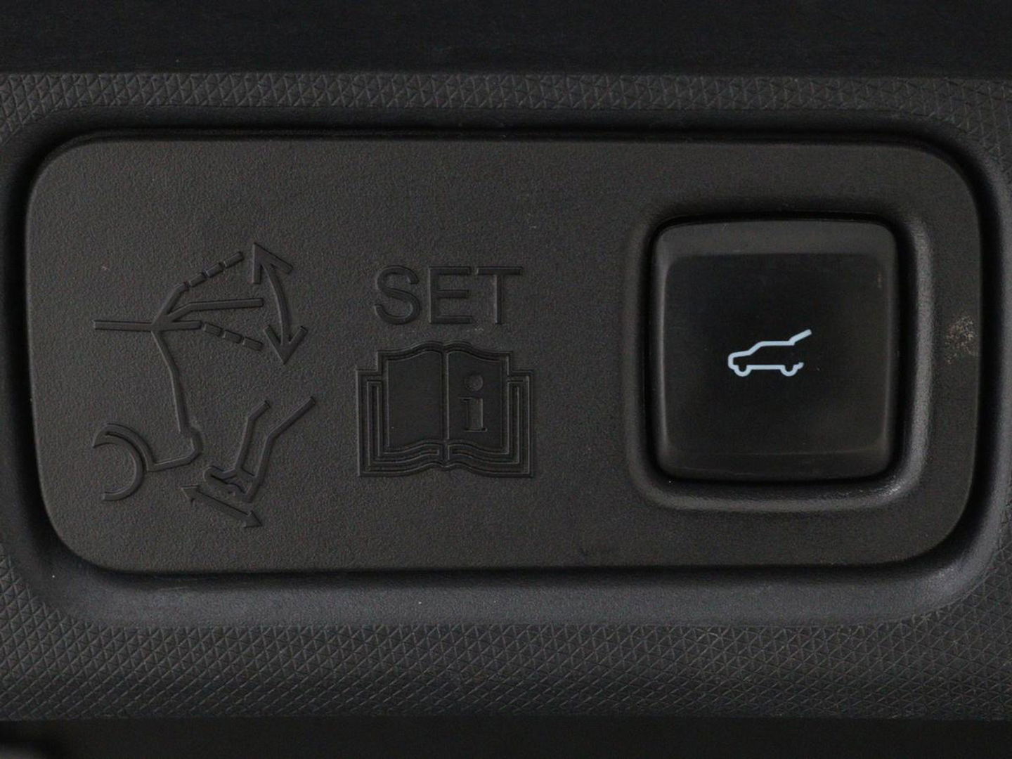 Ford Mustang Mach-E 360 camera | Stoelverwarming | Adaptive cruise | B 360 camera | Stoelverwarming | Adaptive cruise | B&O | Stuurverwarming | Leder
