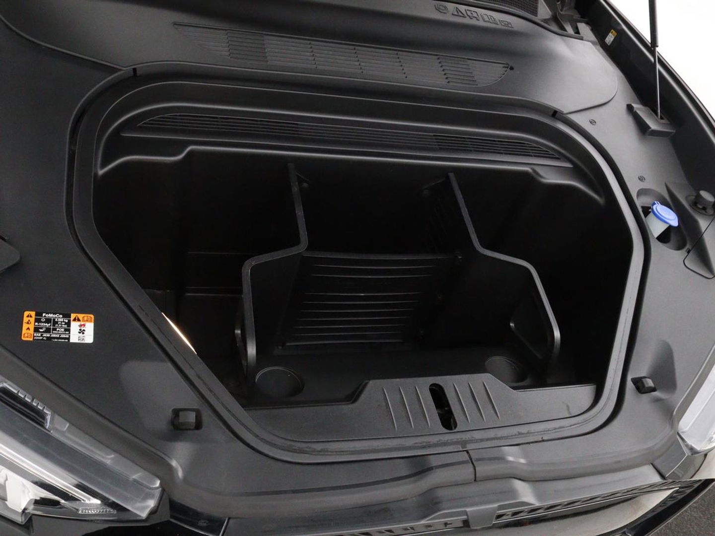 Ford Mustang Mach-E 360 camera | Stoelverwarming | Adaptive cruise | B 360 camera | Stoelverwarming | Adaptive cruise | B&O | Stuurverwarming | Leder