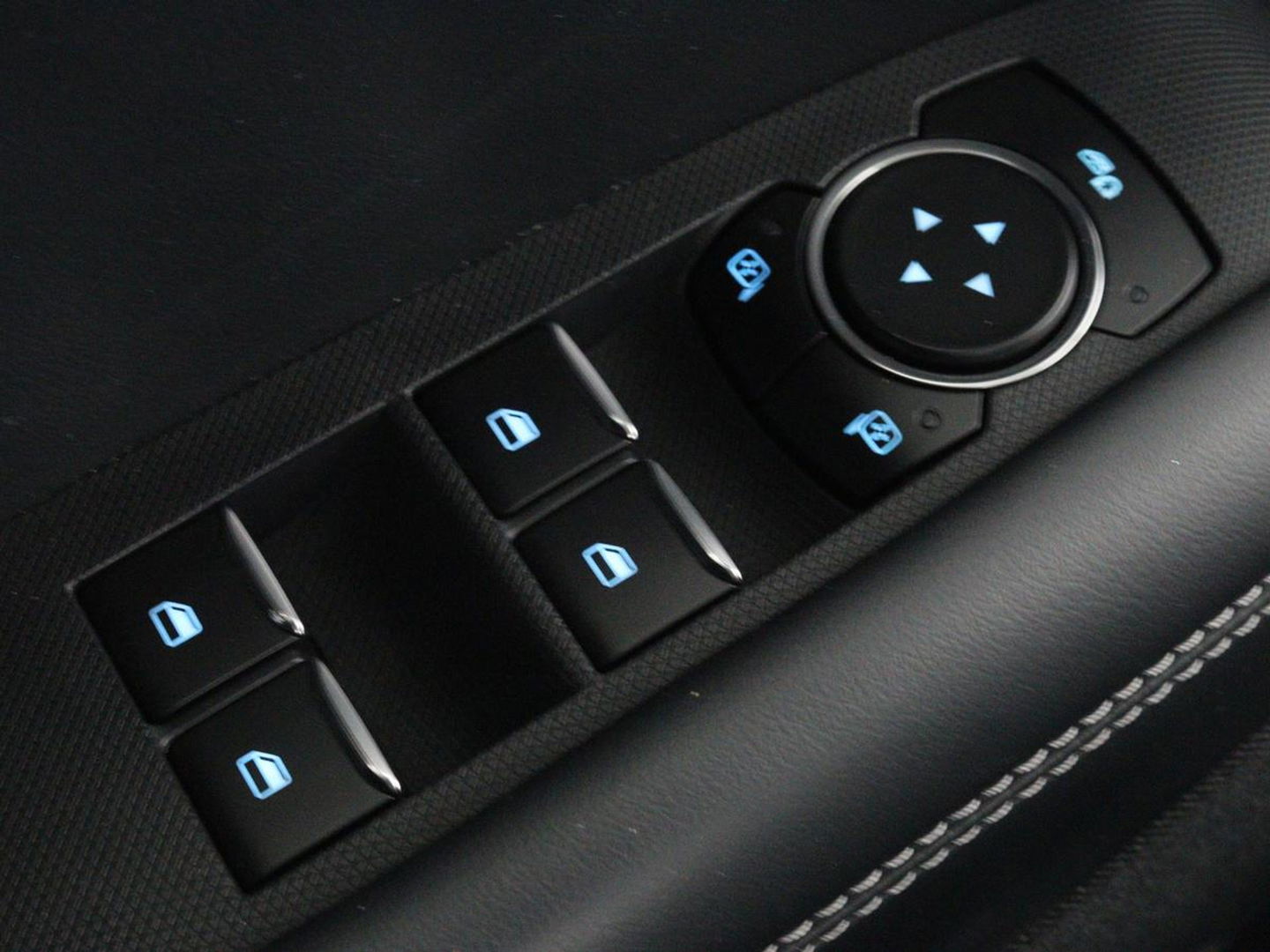 Ford Mustang Mach-E 360 camera | Stoelverwarming | Adaptive cruise | B 360 camera | Stoelverwarming | Adaptive cruise | B&O | Stuurverwarming | Leder