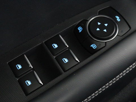 Ford Mustang Mach-E 360 camera | Stoelverwarming | Adaptive cruise | B 360 camera | Stoelverwarming | Adaptive cruise | B&O | Stuurverwarming | Leder