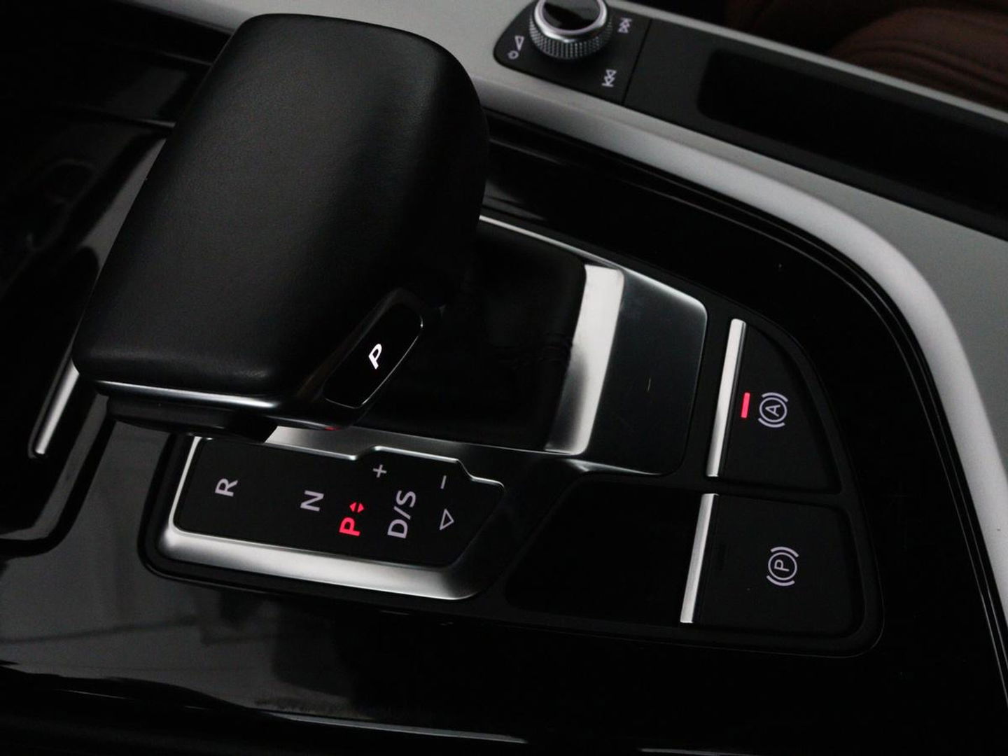 Audi A5 Sportback 35 TFSI Bns Edition | Leder | Trekhaak | Keyless | Elektrische achterklep | Camera | Carplay | DAB | Cruise Control