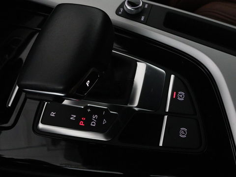 Audi A5 Sportback 35 TFSI Bns Edition | Leder | Trekhaak | Keyless | Elektrische achterklep | Camera | Carplay | DAB | Cruise Control