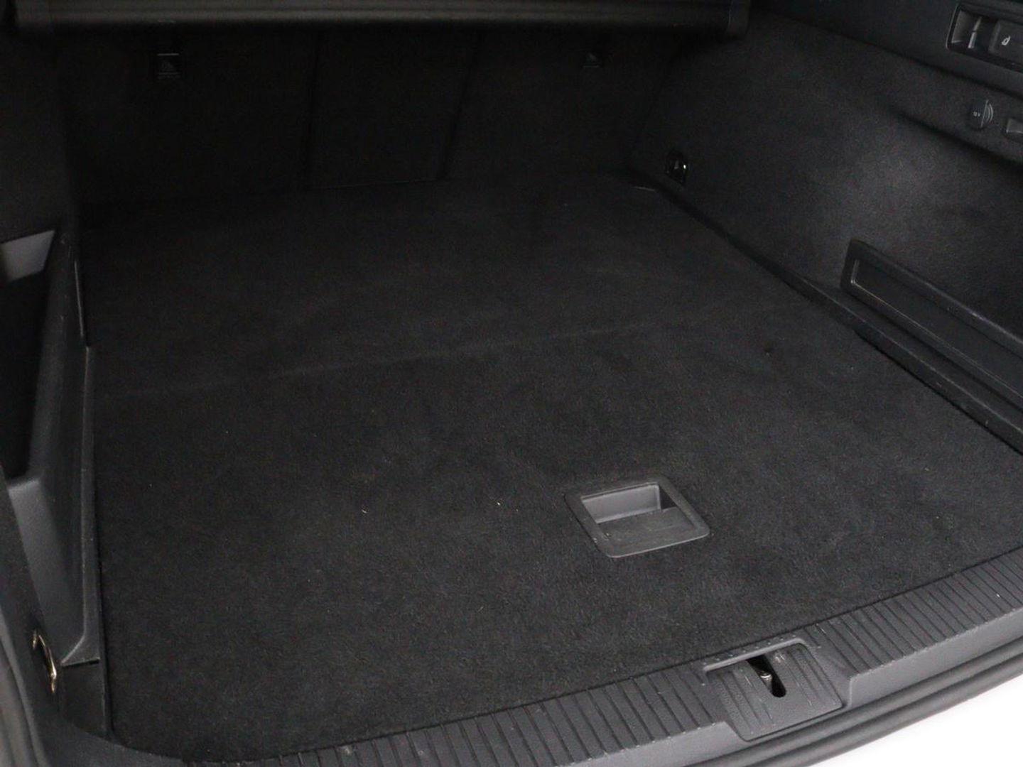 Volkswagen Passat Variant Volkswagen Passat 1.4 TSI PHEV GTE Business | Trekhaak | Adaptive cruise | Stoelverwarming | Massage | Carplay