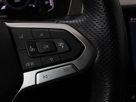Volkswagen Passat Variant Volkswagen Passat 1.4 TSI PHEV GTE Business | Trekhaak | Adaptive cruise | Stoelverwarming | Massage | Carplay