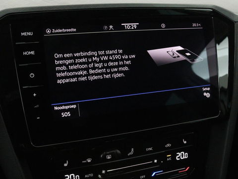 Volkswagen Passat Variant Volkswagen Passat 1.4 TSI PHEV GTE Business | Trekhaak | Adaptive cruise | Stoelverwarming | Massage | Carplay