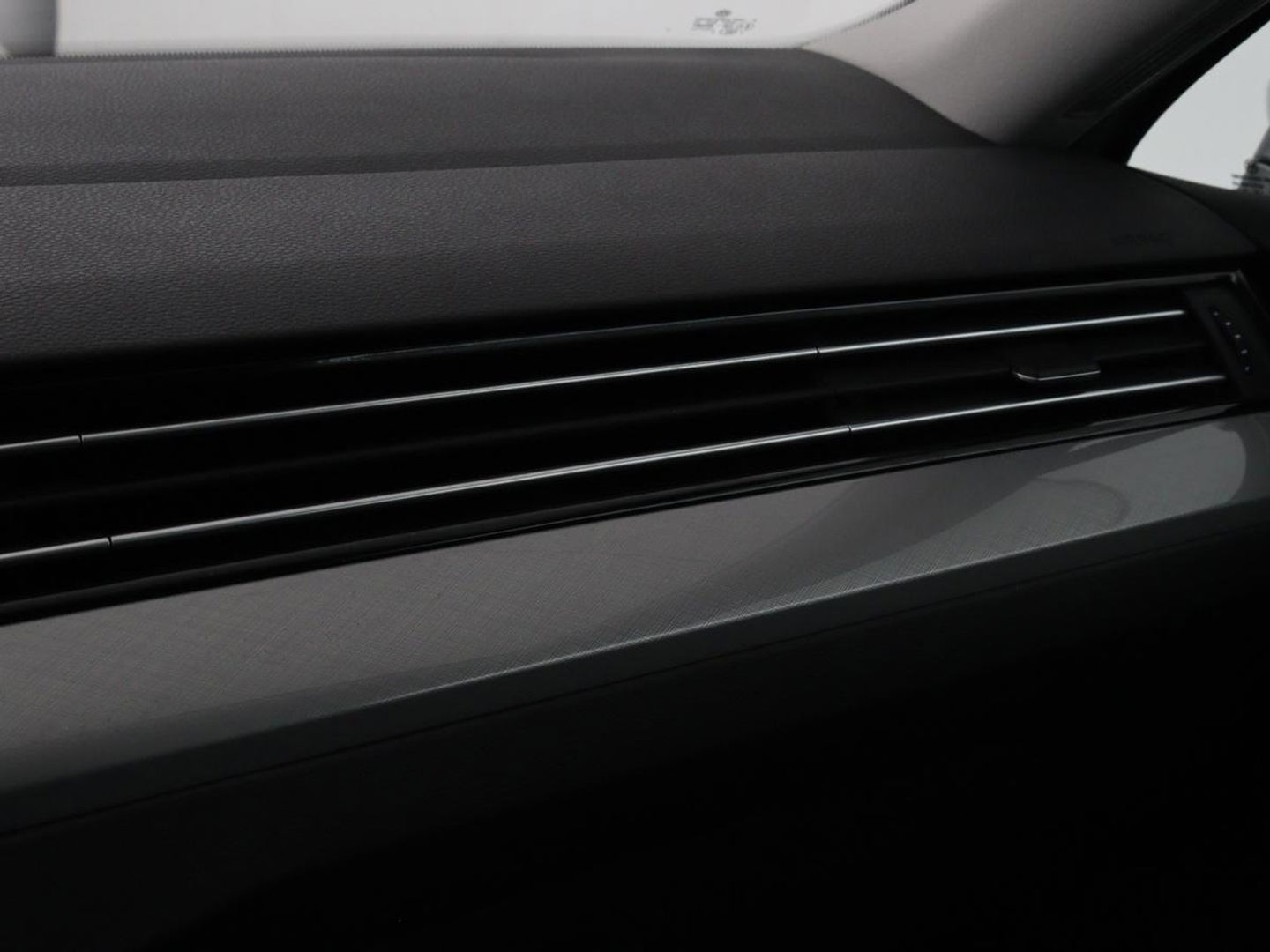 Volkswagen Passat Variant Volkswagen Passat 1.4 TSI PHEV GTE Business | Trekhaak | Adaptive cruise | Stoelverwarming | Massage | Carplay