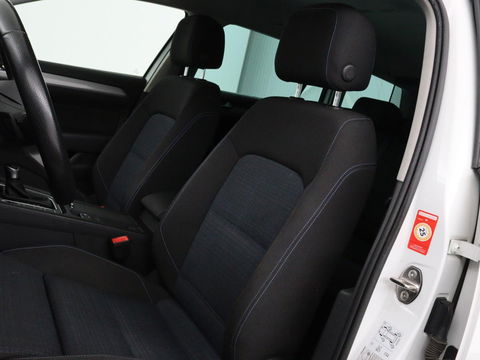 Volkswagen Passat Variant Volkswagen Passat 1.4 TSI PHEV GTE Business | Trekhaak | Adaptive cruise | Stoelverwarming | Massage | Carplay