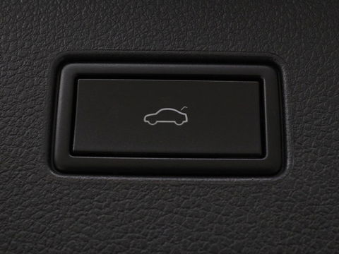 Volkswagen Passat Variant 1.5 TSI HL Bns R | Panoramadak | Leder | Keyless | Stoelverwarming | Carplay | Adaptive Cruise | Elektrische achterklep