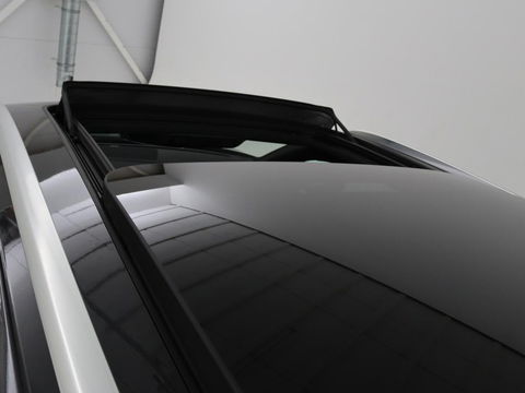 Volkswagen Passat Variant 1.5 TSI HL Bns R | Panoramadak | Leder | Keyless | Stoelverwarming | Carplay | Adaptive Cruise | Elektrische achterklep