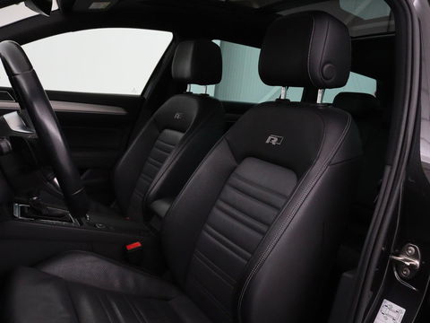 Volkswagen Passat Variant 1.5 TSI HL Bns R | Panoramadak | Leder | Keyless | Stoelverwarming | Carplay | Adaptive Cruise | Elektrische achterklep