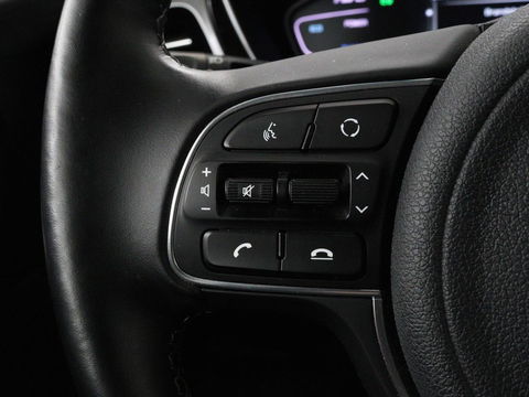 Kia Niro 1.6 GDi PHEV DynamicPlusLine | Camera | Carplay | Stoel & Stuurverwarming | Half leder | Adaptive Cruise