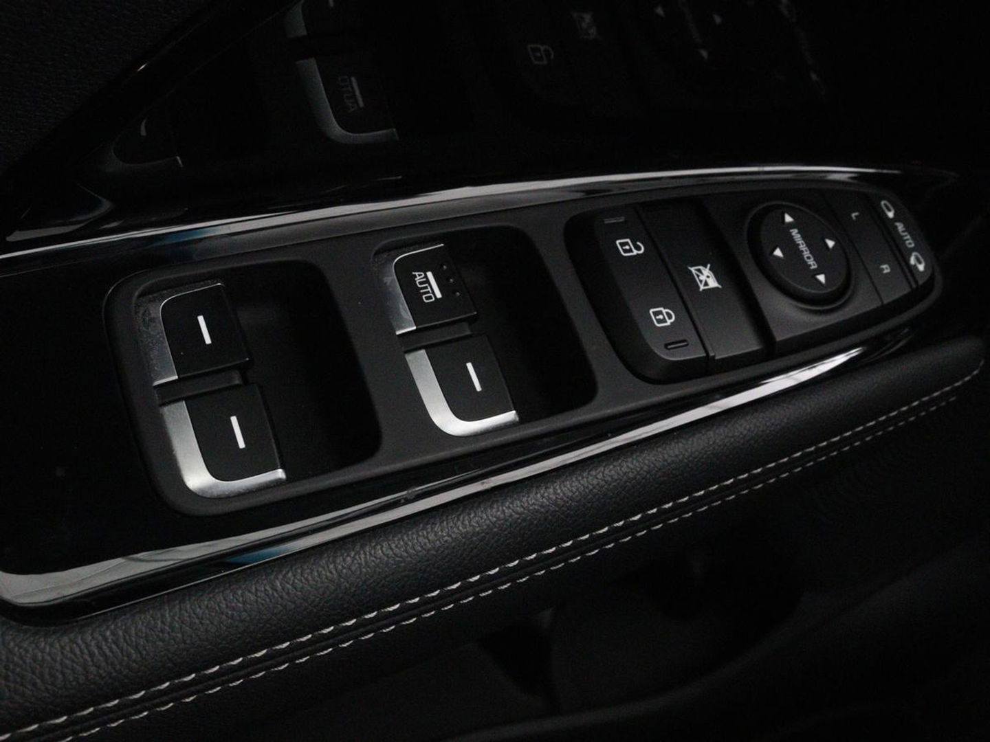 Kia Niro 1.6 GDi PHEV DynamicPlusLine | Camera | Carplay | Stoel & Stuurverwarming | Half leder | Adaptive Cruise