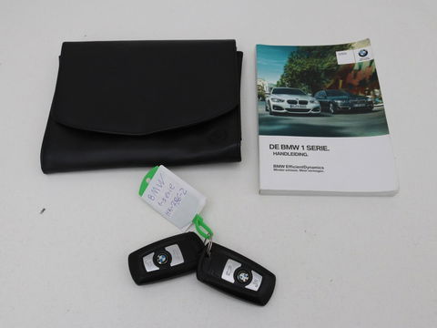 BMW 1-serie 118i Executive | Full LED | Navigatie | Climate control | Cruise control | Parkeerhulp | Bluetooth | Sportstuur