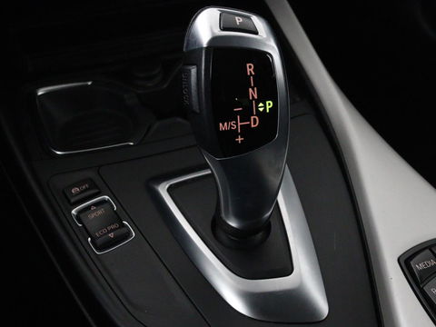 BMW 1-serie 118i Executive | Full LED | Navigatie | Climate control | Cruise control | Parkeerhulp | Bluetooth | Sportstuur