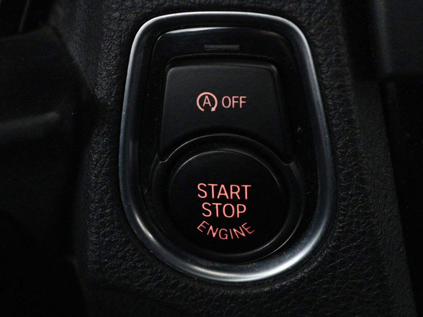BMW 1-serie 118i Executive | Full LED | Navigatie | Climate control | Cruise control | Parkeerhulp | Bluetooth | Sportstuur