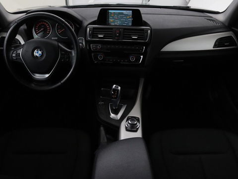 BMW 1-serie 118i Executive | Full LED | Navigatie | Climate control | Cruise control | Parkeerhulp | Bluetooth | Sportstuur